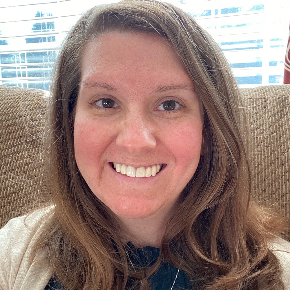 Meet your Posher, Cassee